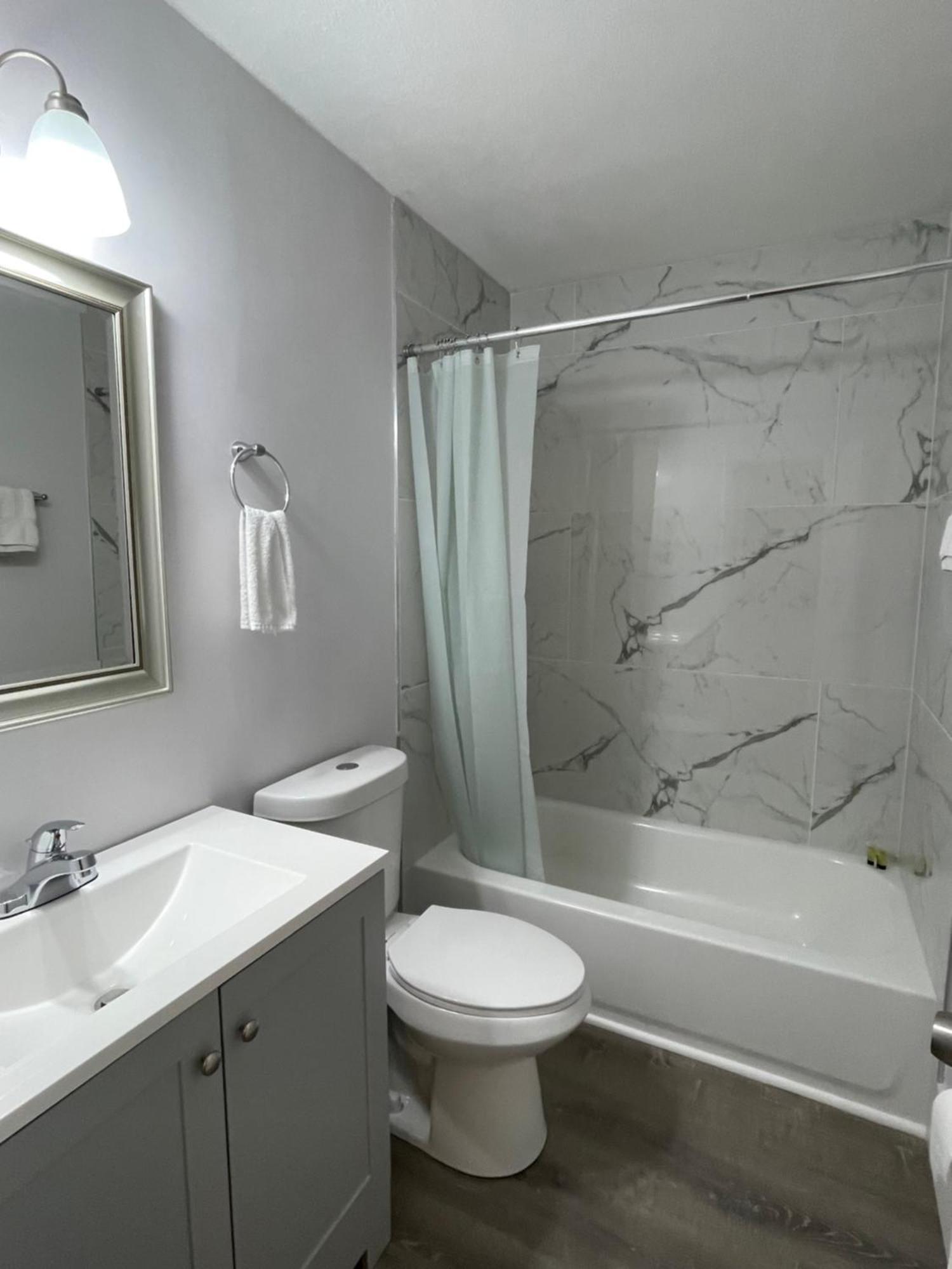 City First Story Apartments & Cottage Форт Лодърдейл Екстериор снимка