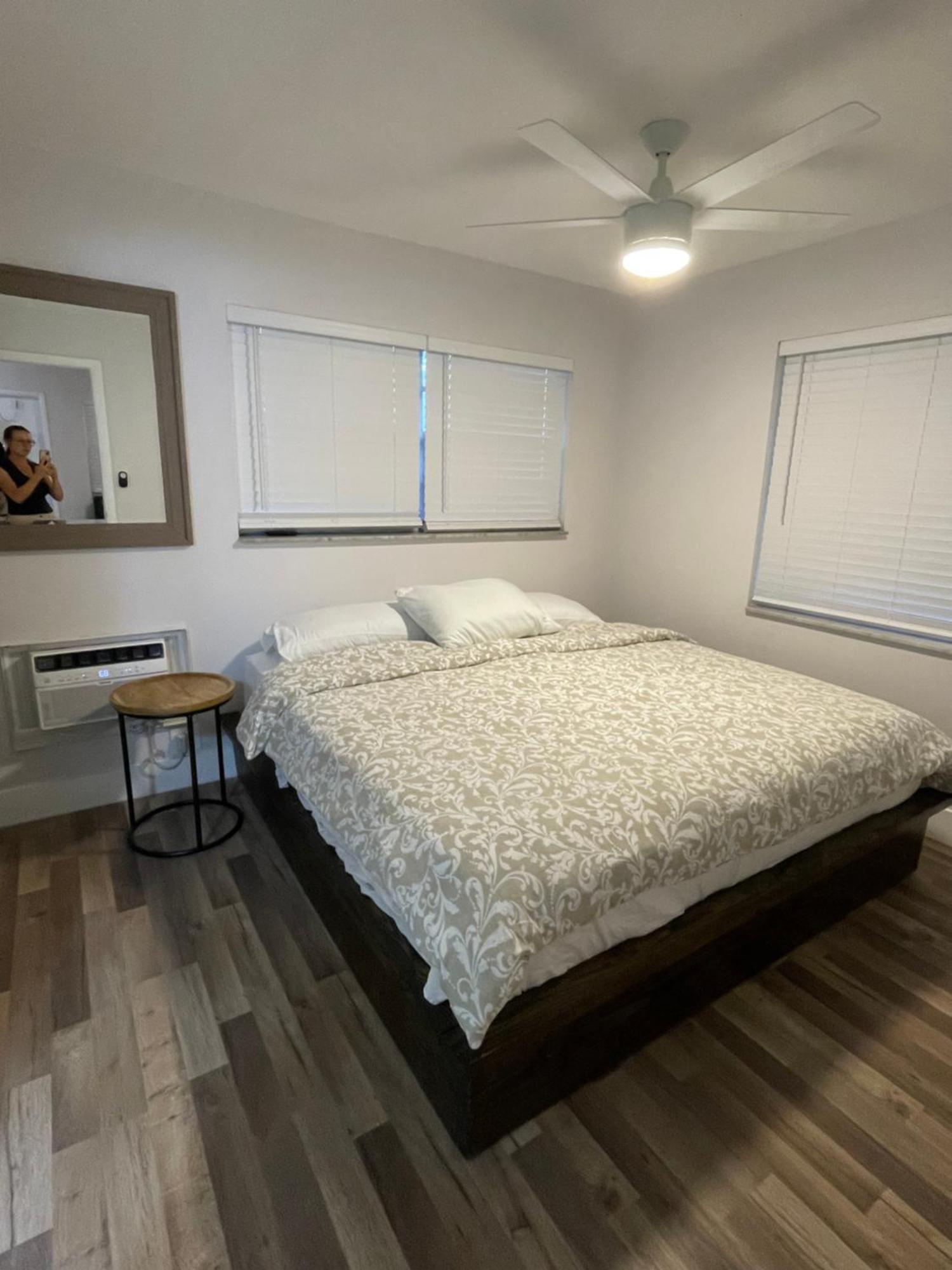 City First Story Apartments & Cottage Форт Лодърдейл Екстериор снимка