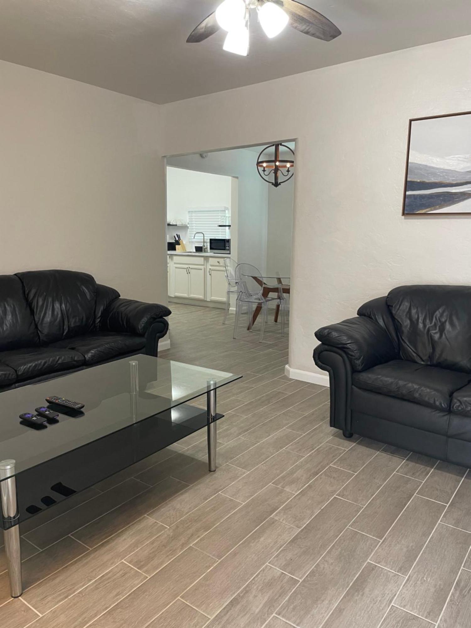 City First Story Apartments & Cottage Форт Лодърдейл Екстериор снимка