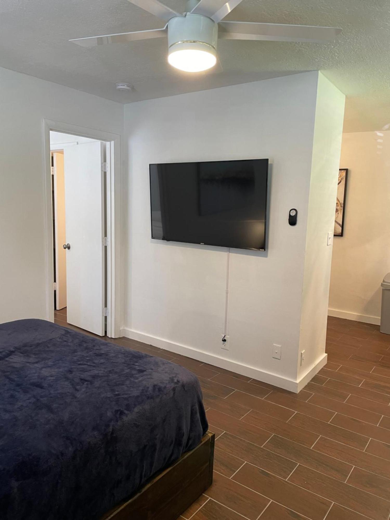 City First Story Apartments & Cottage Форт Лодърдейл Екстериор снимка